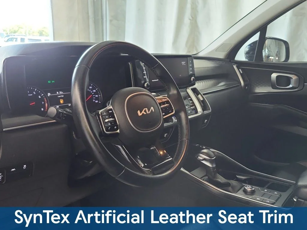 Used 2022 Silver Kia S image 7