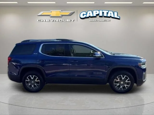 Used 2023 Ultra Blue Metallic GMC SLE image 7