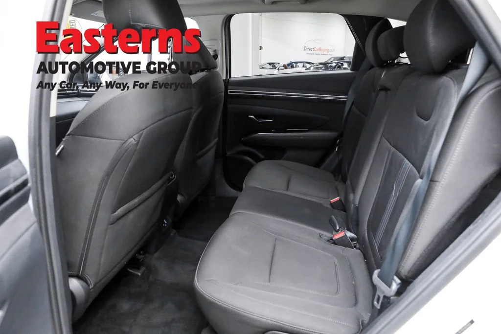 Used 2022 White Hyundai SEL image 23