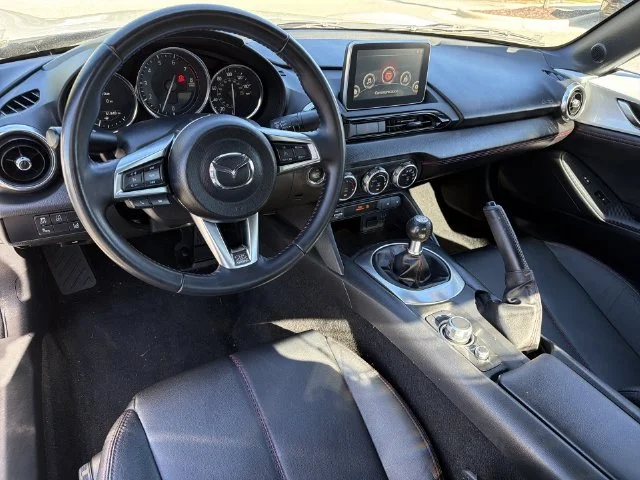 Used 2017 White Mazda Grand Touring image 17