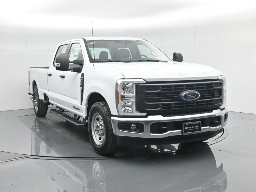 2026 Ford F-350 XL Crew Cab 8' Box SRW's photo