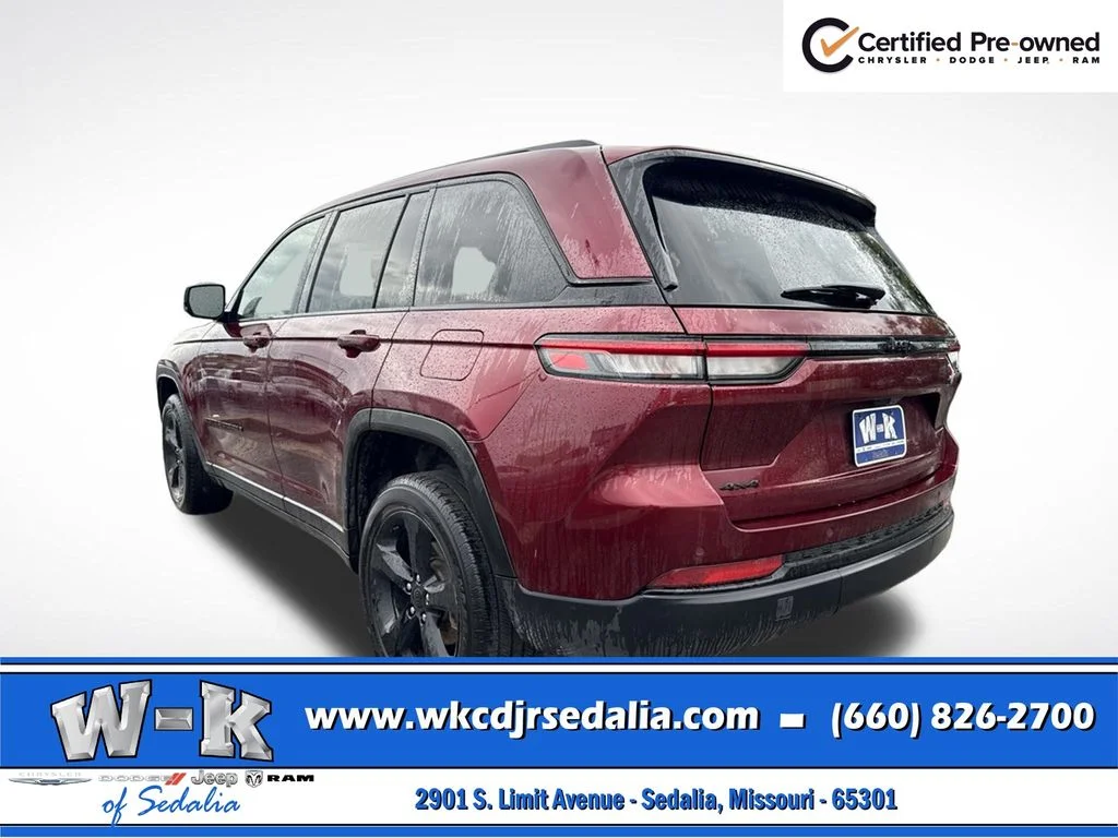 Certified Used 2023 Red Jeep Altitude X image 9