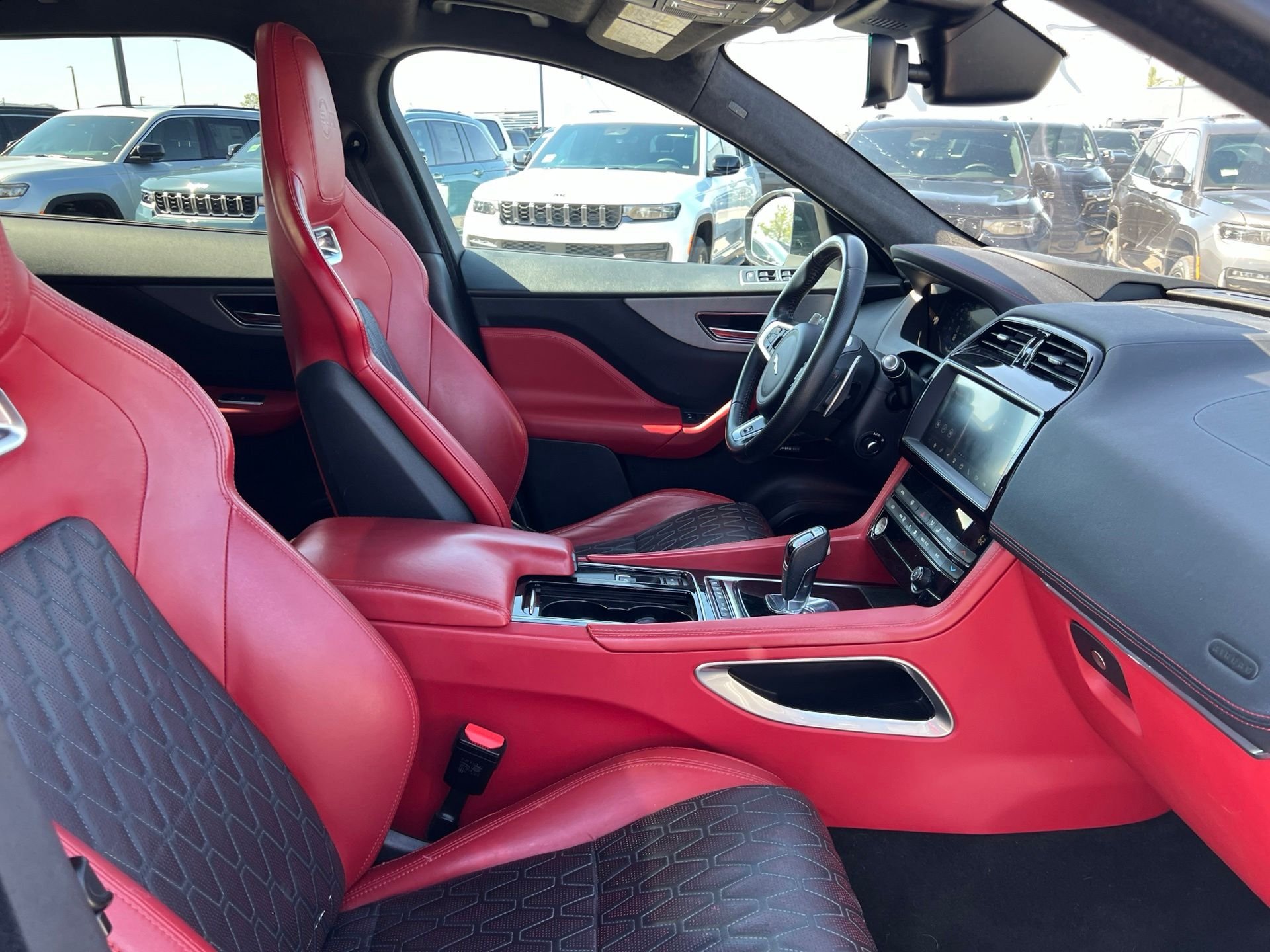 Used 2020 White Jaguar SVR image 18