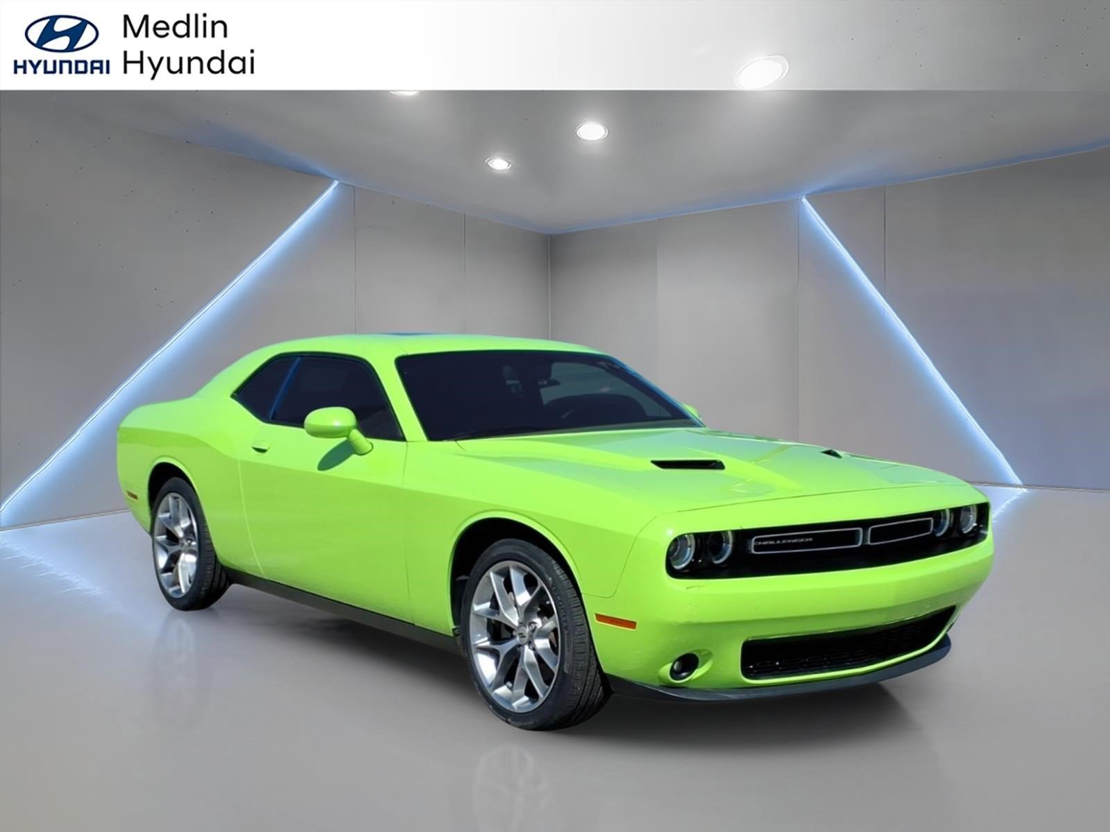 2023 Dodge Challenger SXT Auto's photo