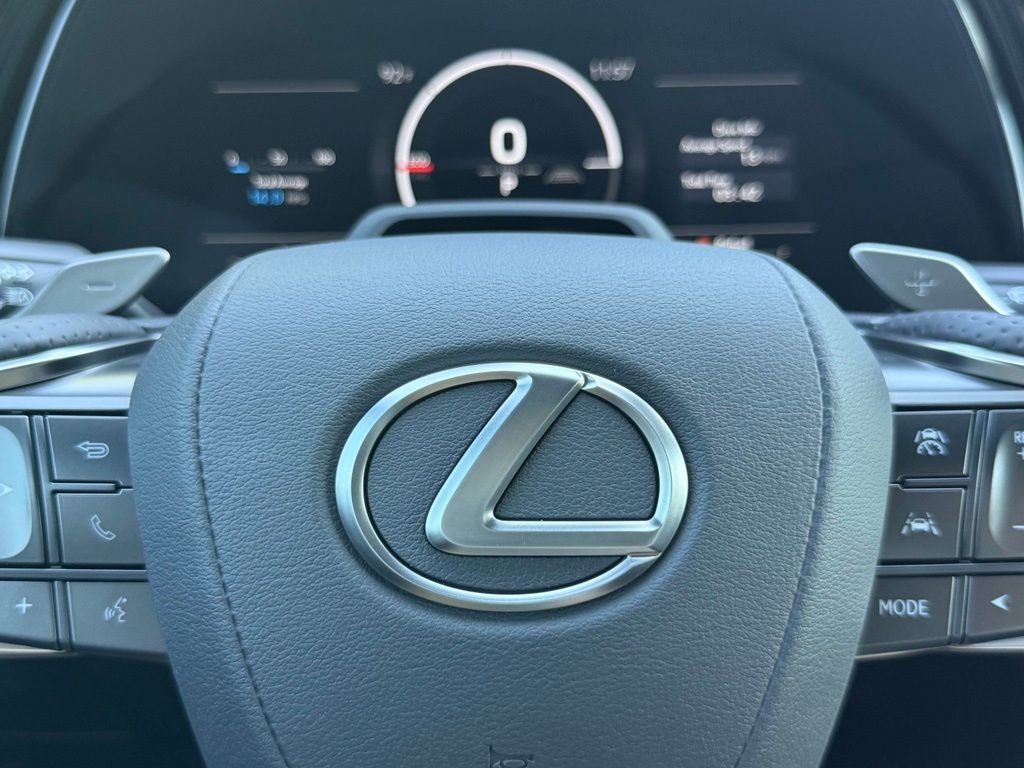 New 2026 Wind Chill Pearl Lexus TX 500h F SPORT PERFORMANCE PREMIUM AWD image 23