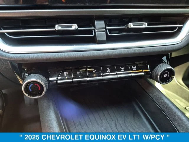 2025 Chevrolet Equinox EV 1LT - Photo 24