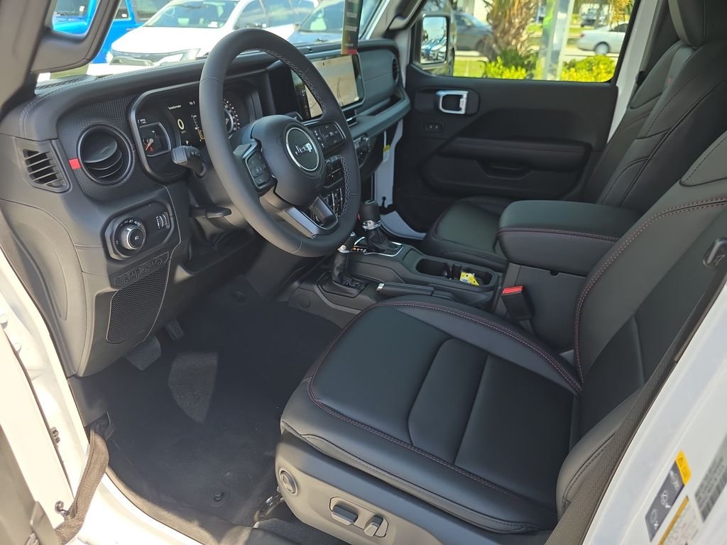 New 2026 Bright White Clearcoat Jeep Rubicon X image 11