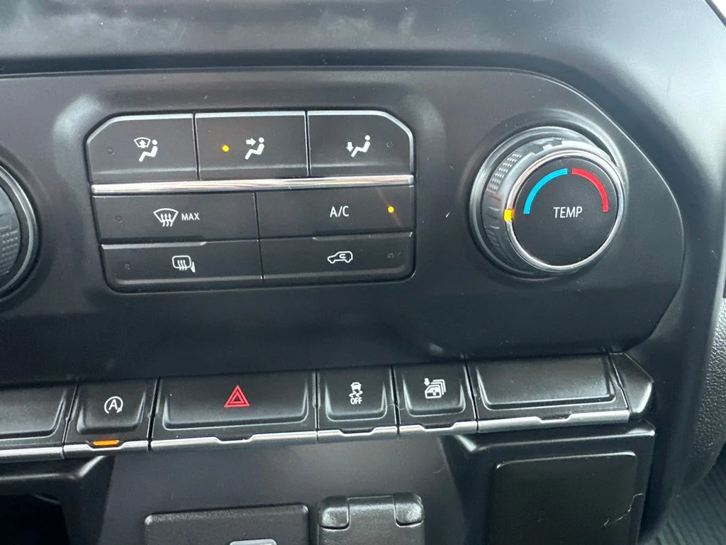 Used 2020 Silver Chevrolet LT image 19