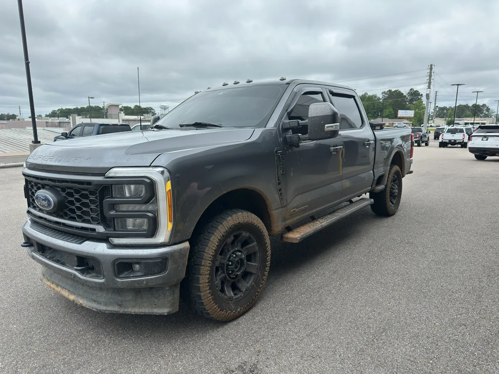 2023 Ford F-250 Lariat 4x4 Crew Cab 6-3/4' Box's photo