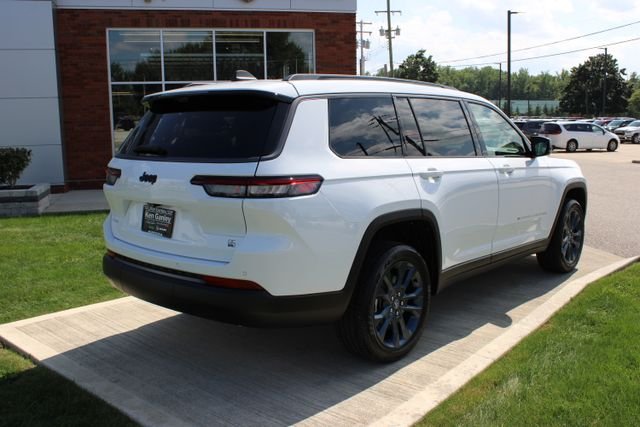 New 2026 Bright White Clearcoat Jeep Limited image 40