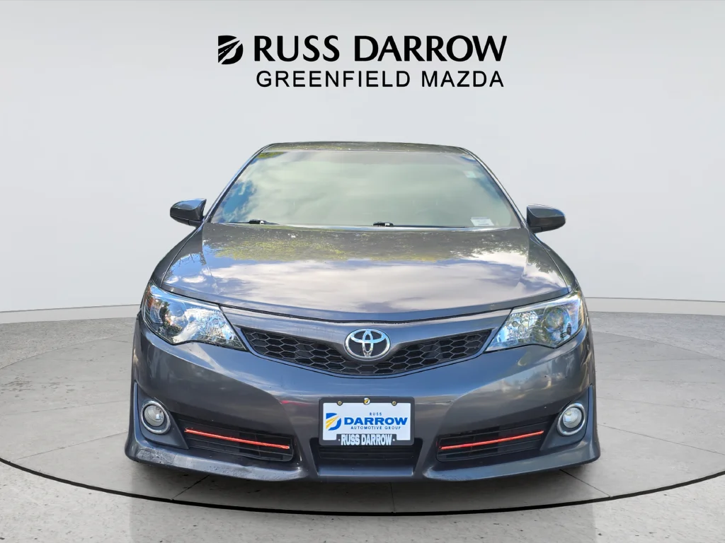 Used 2014 Gray Toyota SE image 8