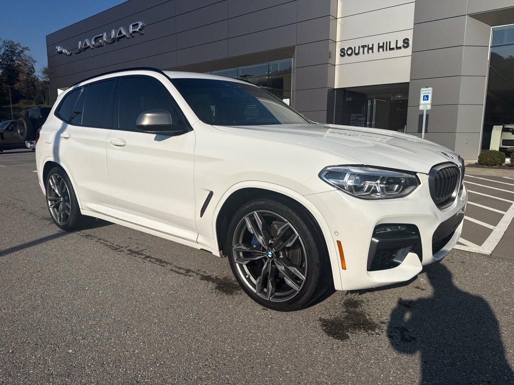 Used 2021 Alpine White BMW M40i image 3