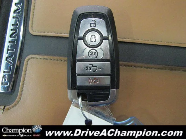 2023 Ford F-150 Platinum - Photo 14