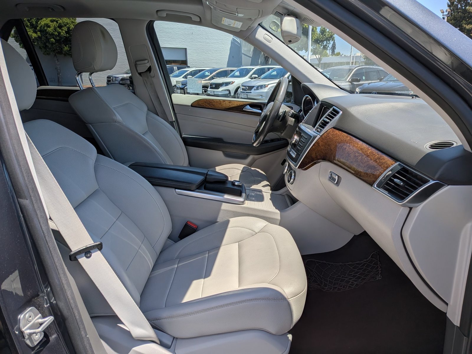 Used 2012 Steel Grey Metallic Mercedes-Benz ML 350 BlueTEC® image 21