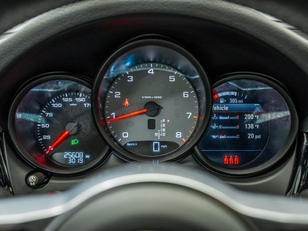 Certified Used 2021 White Porsche S image 29
