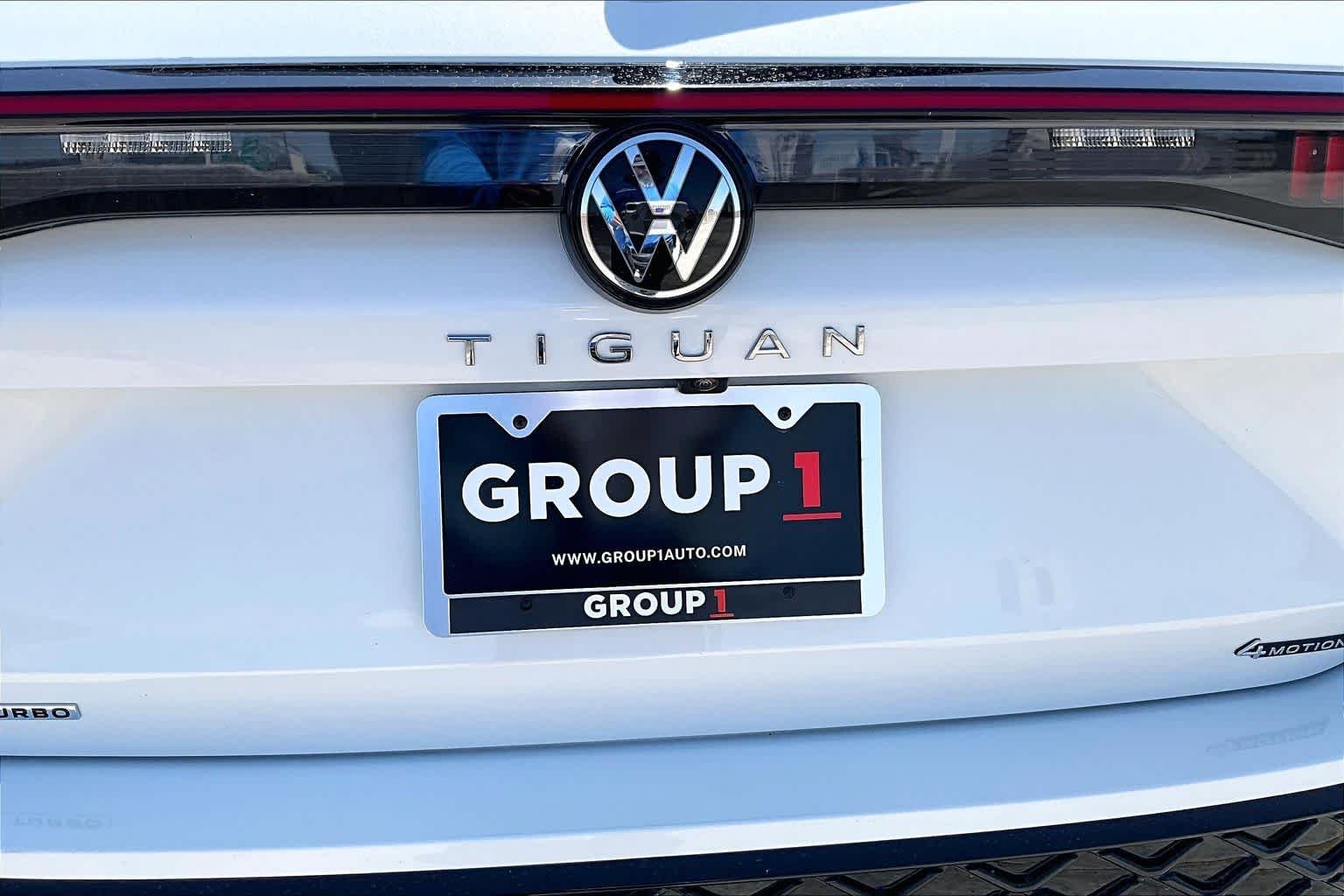 New 2026 Opal White Pear Volkswagen 2.0T SEL R-Line Turbo image 15