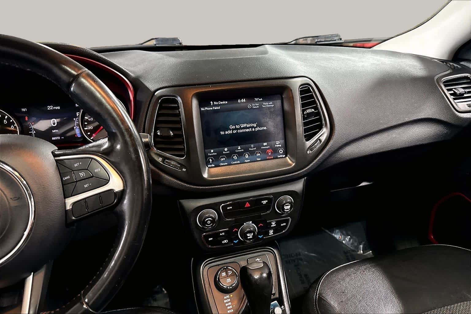Used 2020 Sting-Gray Clearcoat Jeep Trailhawk image 6