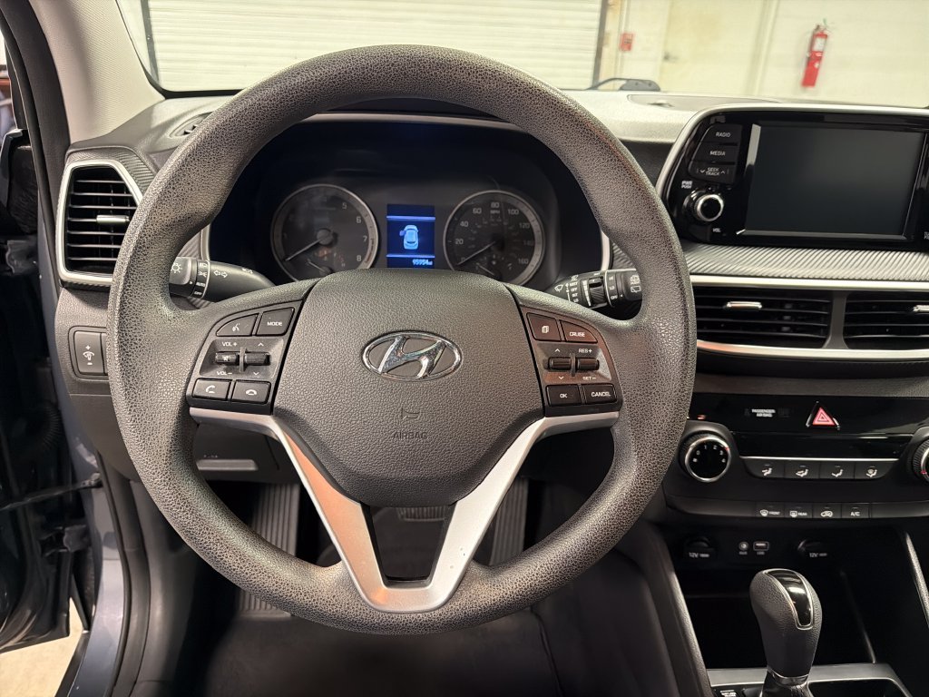 Used 2019 Blue Hyundai SE image 29