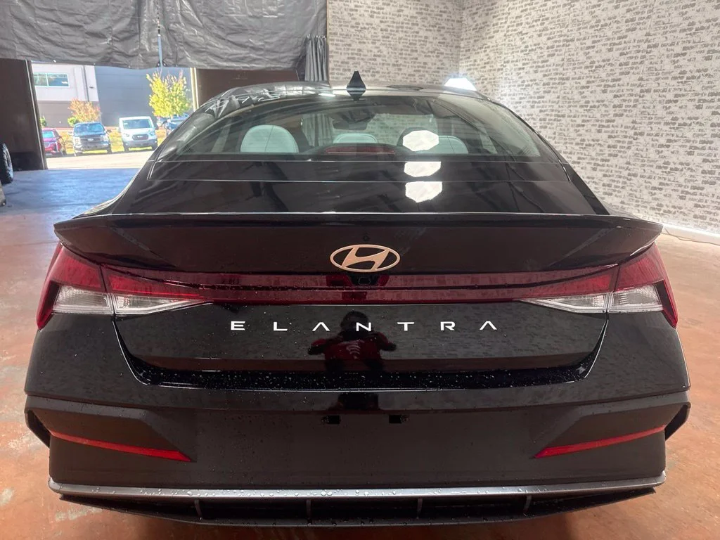 New 2026 Abyss Black Hyundai SEL Sport Plus image 6