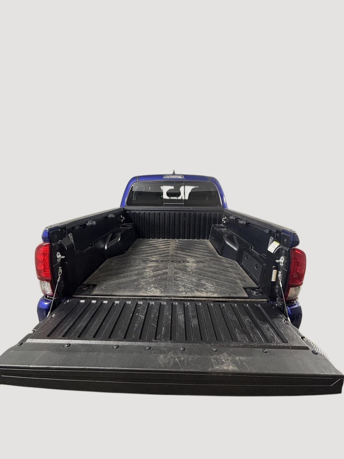 Certified Used 2023 Blue Crush Metallic Toyota SR5 image 6