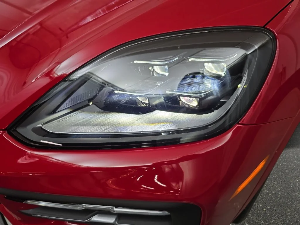 Used 2024  Porsche S image 31