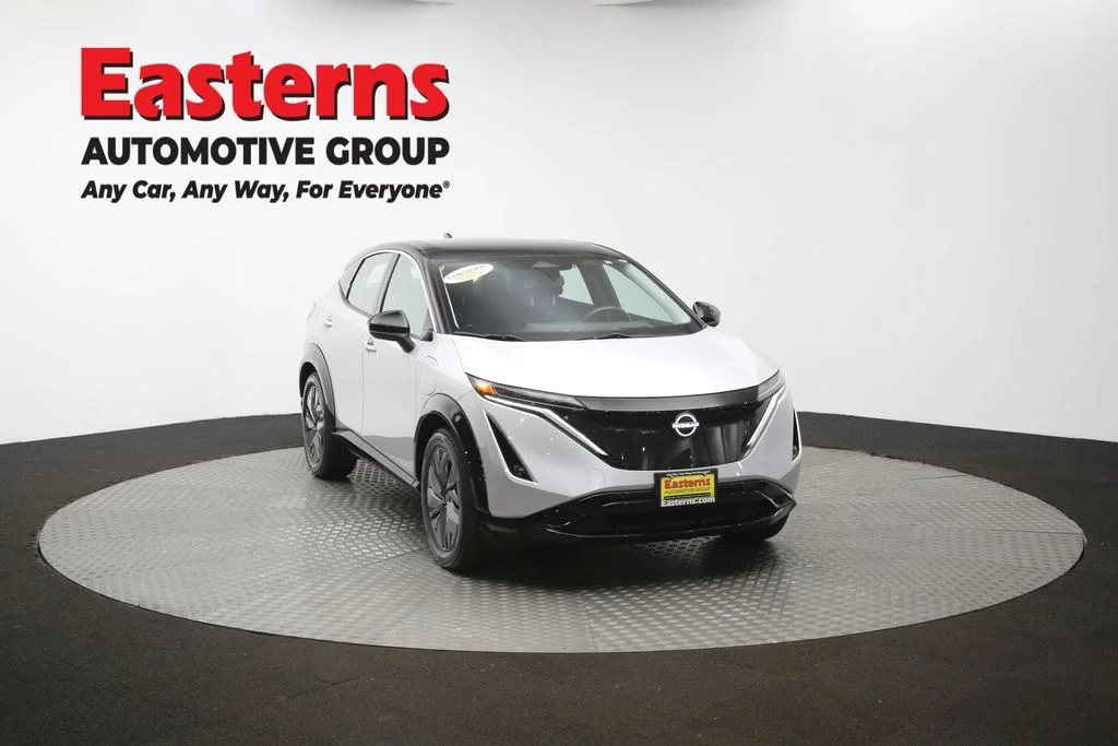Used 2023 Silver Nissan ENGAGE image 48
