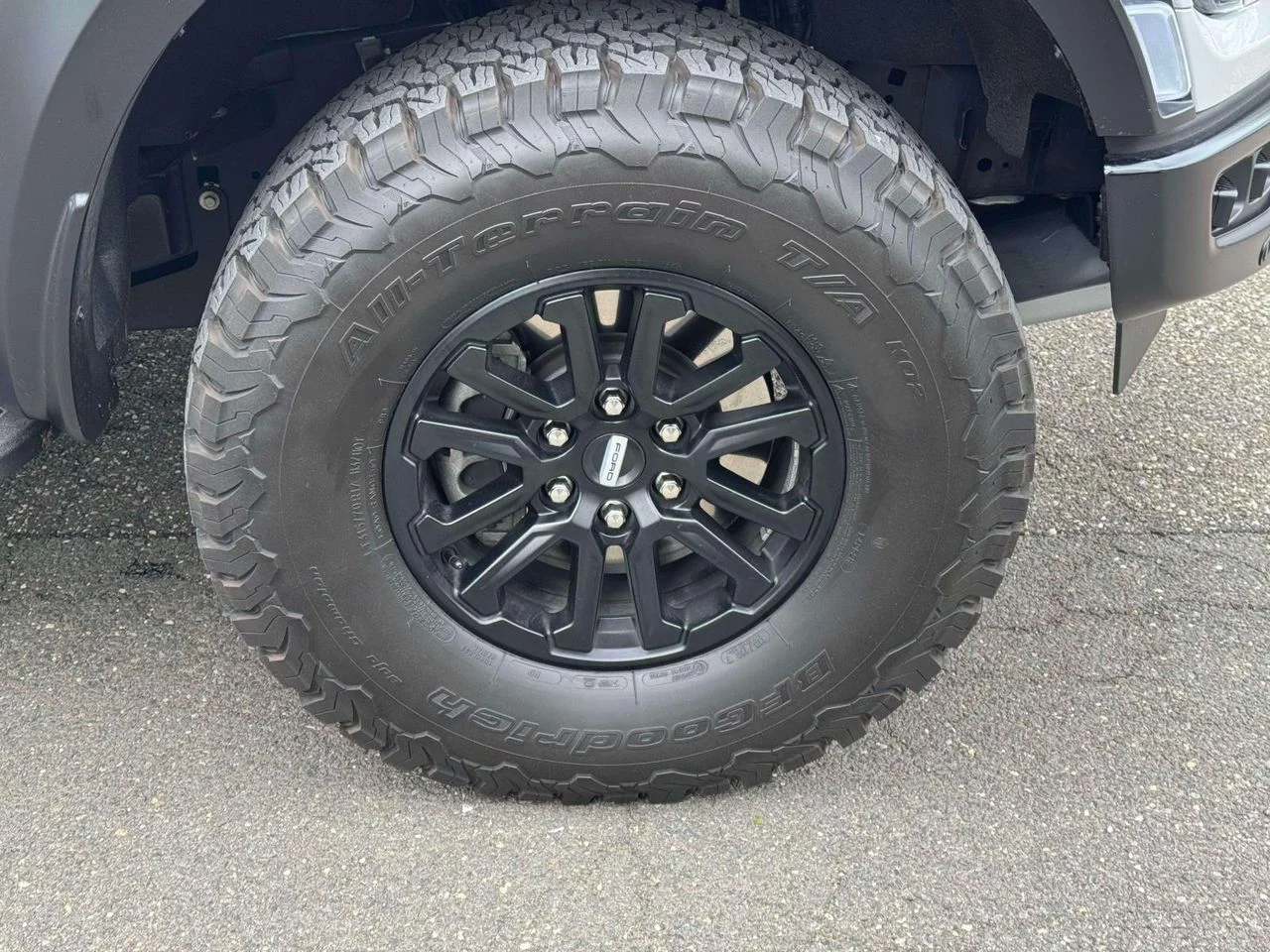 Used 2024 Avalanche Ford Raptor image 9