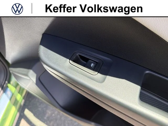New 2026 Green Volkswagen 1.5T SEL image 33