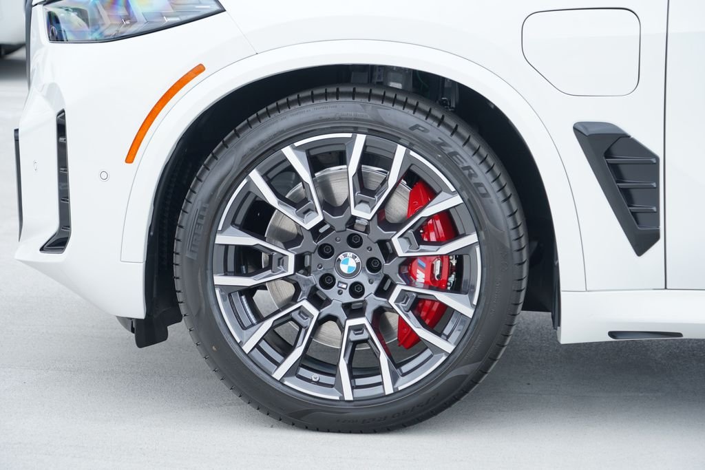 New 2026 Alpine White BMW xDrive50e image 5