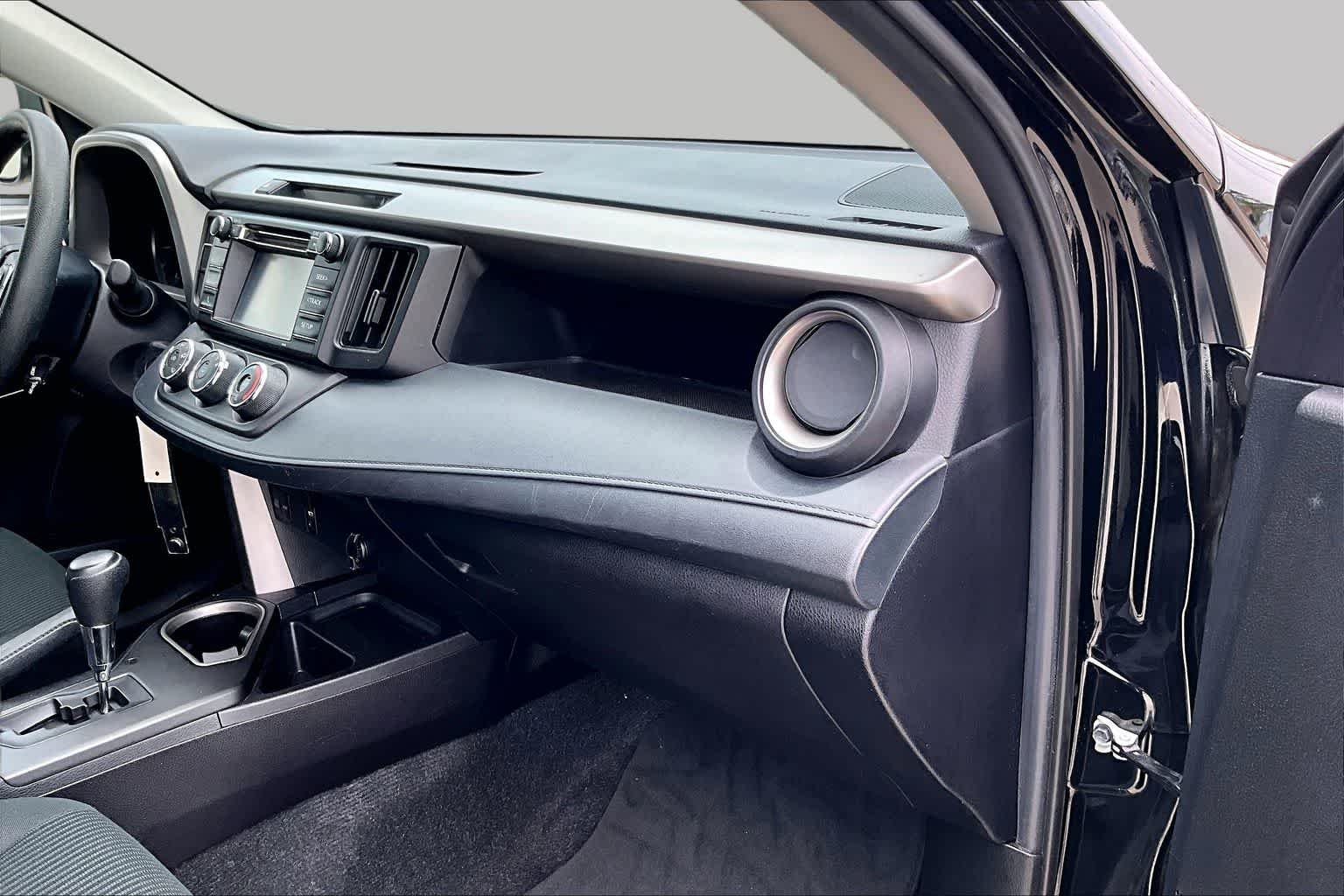Used 2018 Black Toyota LE image 18