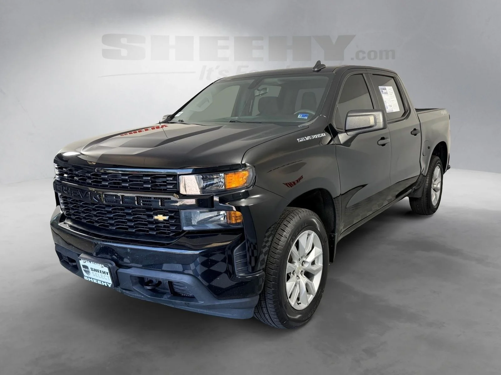 Used 2021 Black Chevrolet Custom image 15