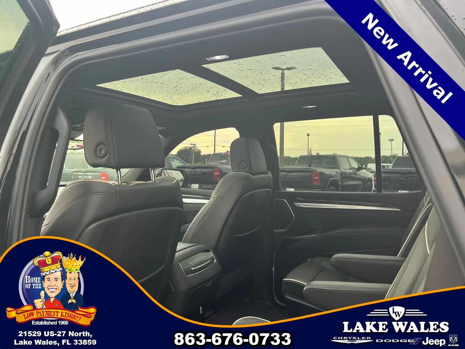 Used 2025 Black Cadillac Premium Luxury image 21