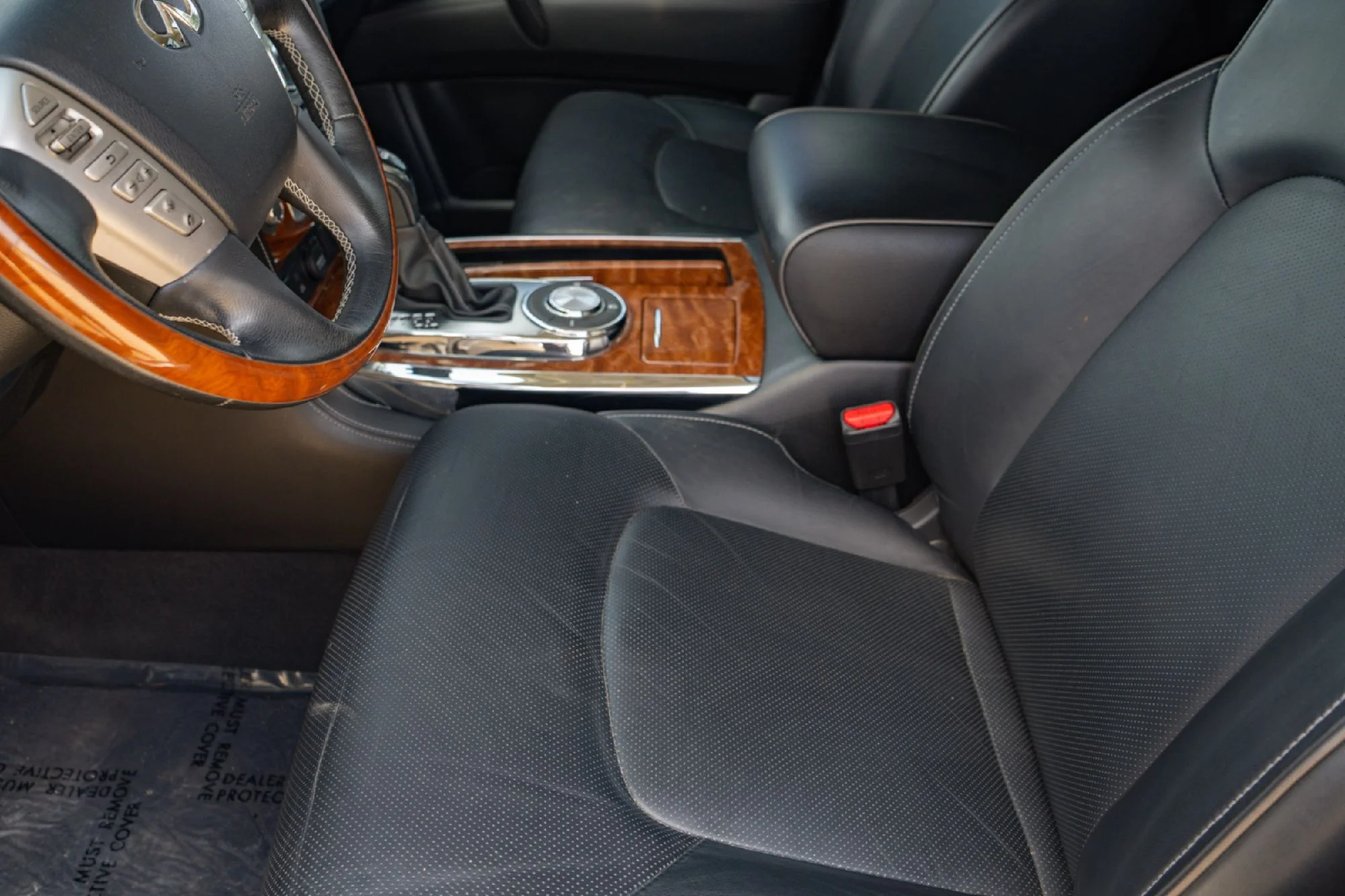 Used 2019 Silver INFINITI LUXE image 9