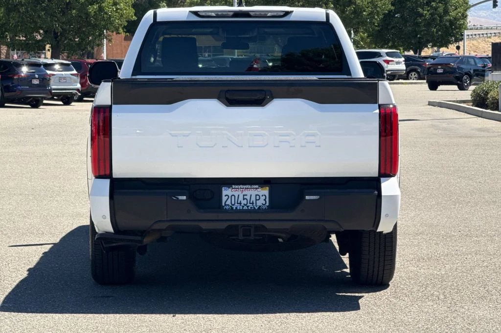 Used 2022 White Toyota SR5 image 7