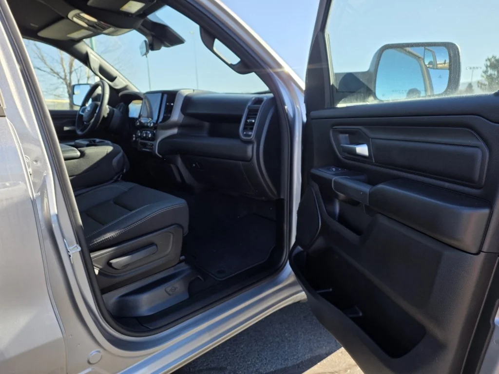 2025 RAM 1500 Tradesman - Photo 10