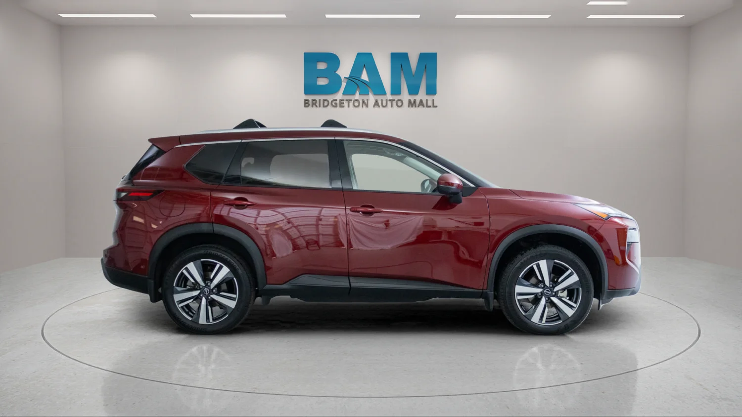 Used 2025 Red Nissan SL Intelligent AWD image 8