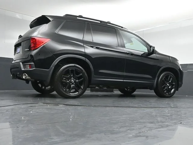 Certified Used 2023 Black Honda EX-L image 44