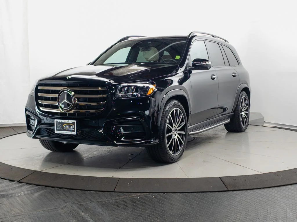 Used 2026 Black Mercedes-Benz GLS 580 image 3