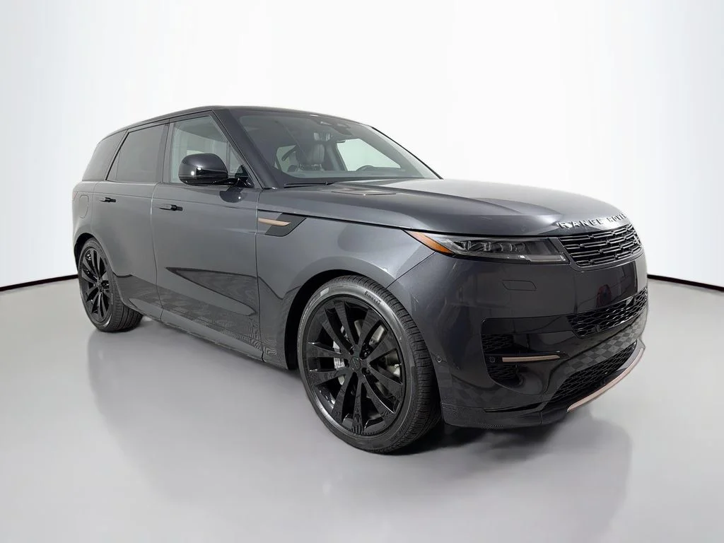 New 2026 Carpathian Grey Land Rover Dynamic SE image 3