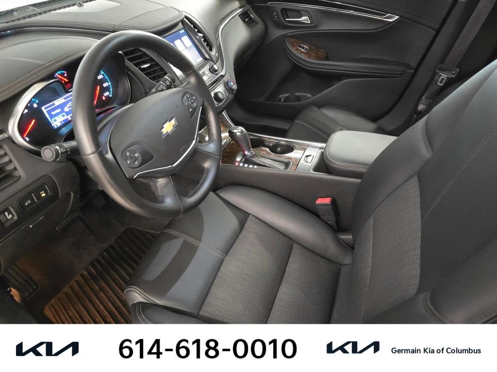 Used 2015 White Chevrolet LT image 17
