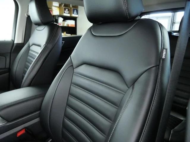 Used 2024 White Ford SEL image 17