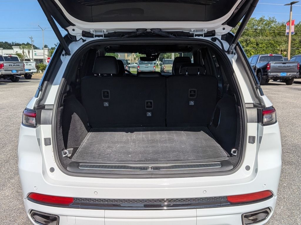 Used 2024 Bright White Clearcoat Jeep Summit image 28