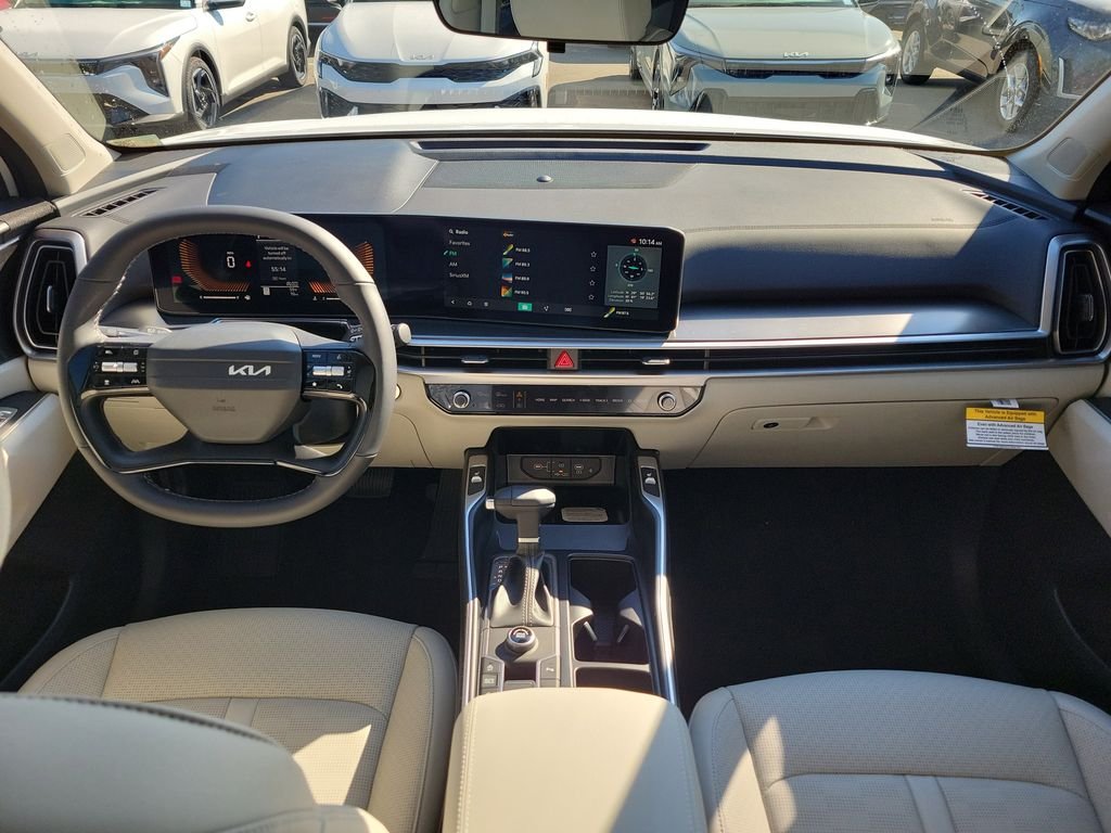 New 2026 White Kia S image 17