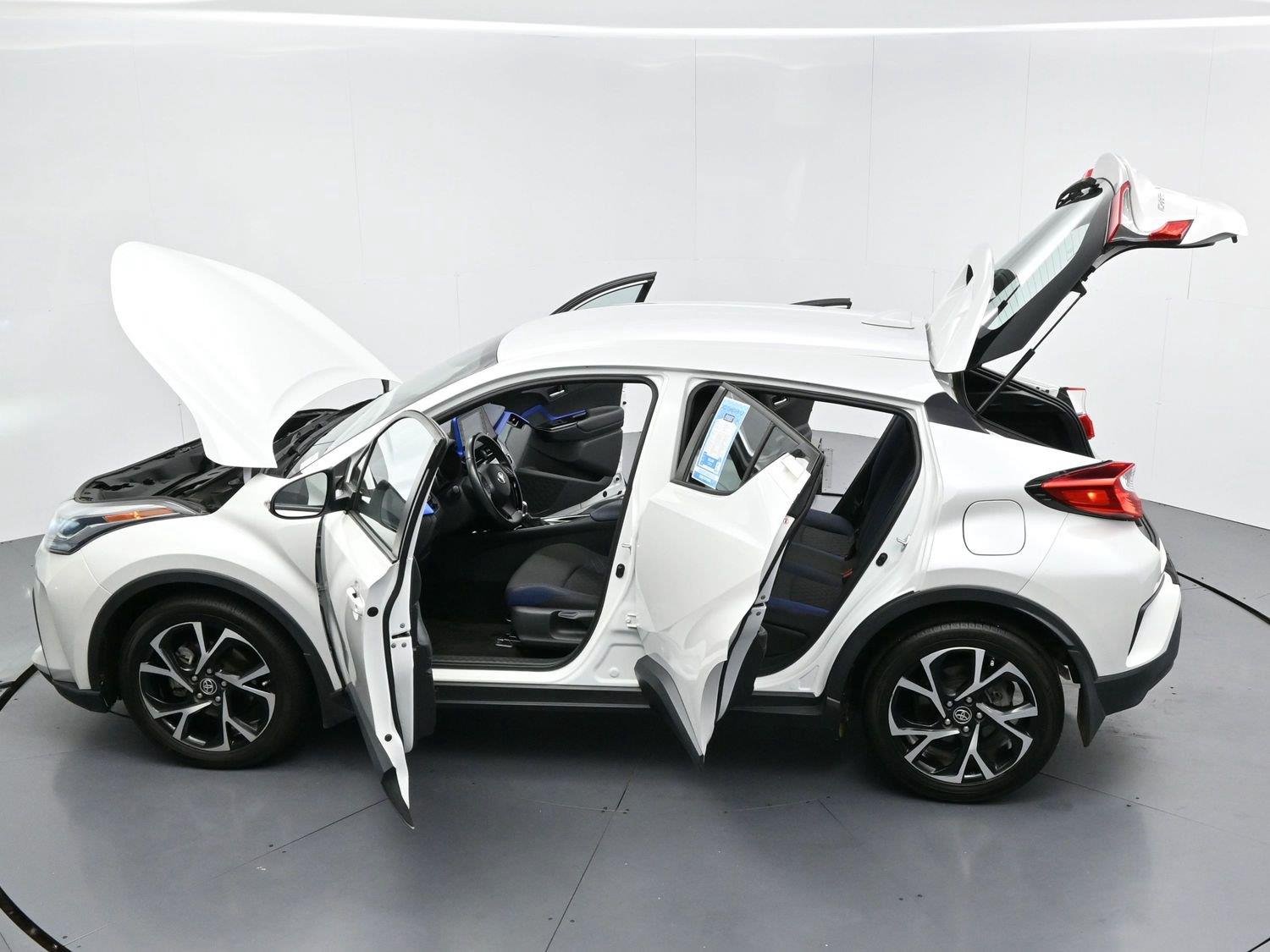 Used 2022 Wind Chill Pearl Toyota XLE image 37