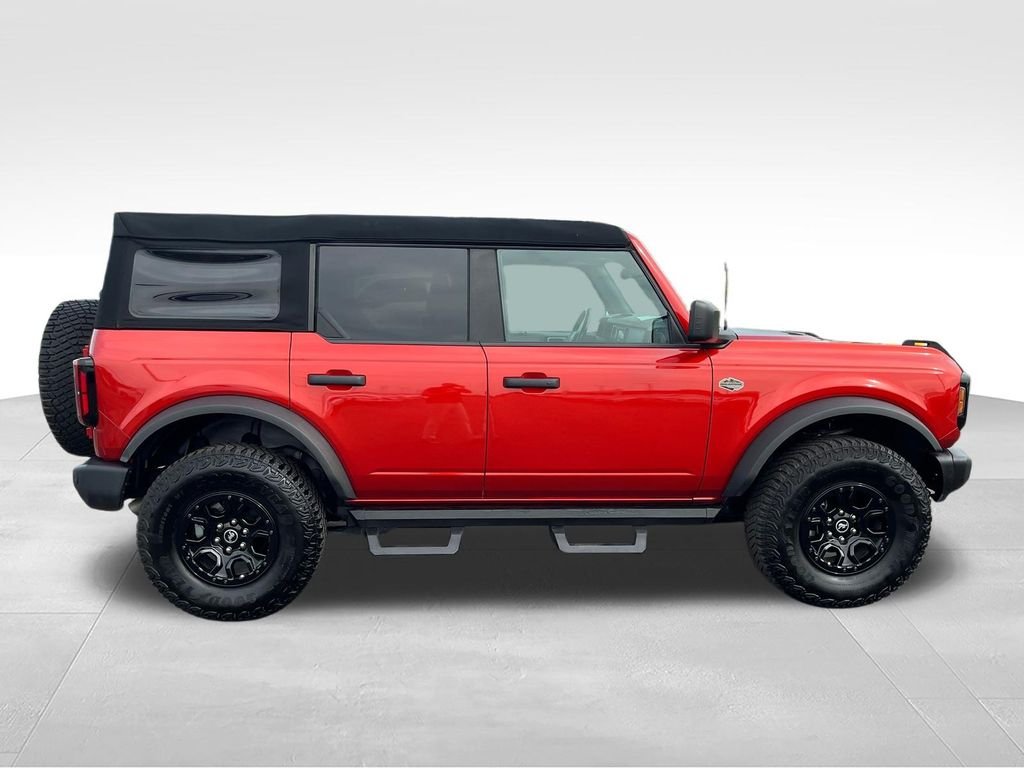 Used 2023 Red Ford Wildtrak image 6