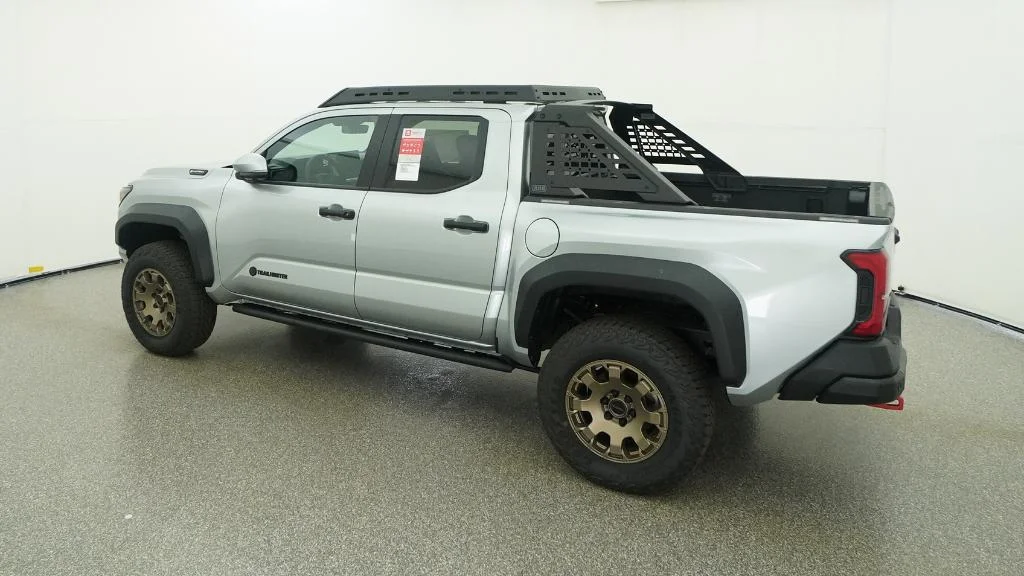 New 2026 Celestial Silver Metallic Toyota Trailhunter image 41