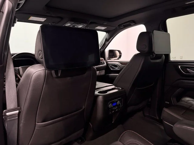 Used 2023 Gray Chevrolet High Country image 33
