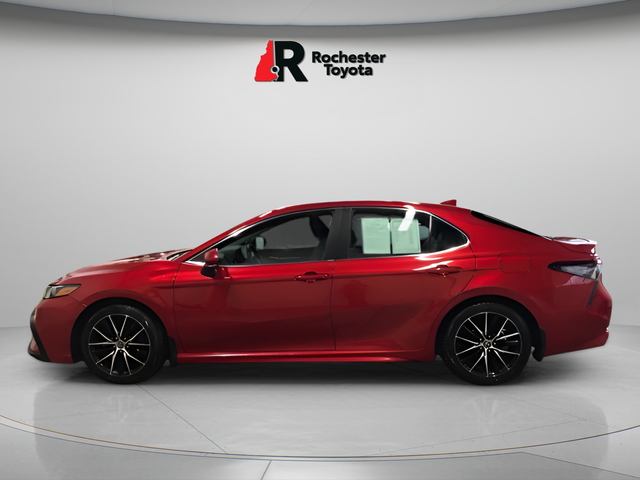 Used 2022 Red Toyota SE image 8