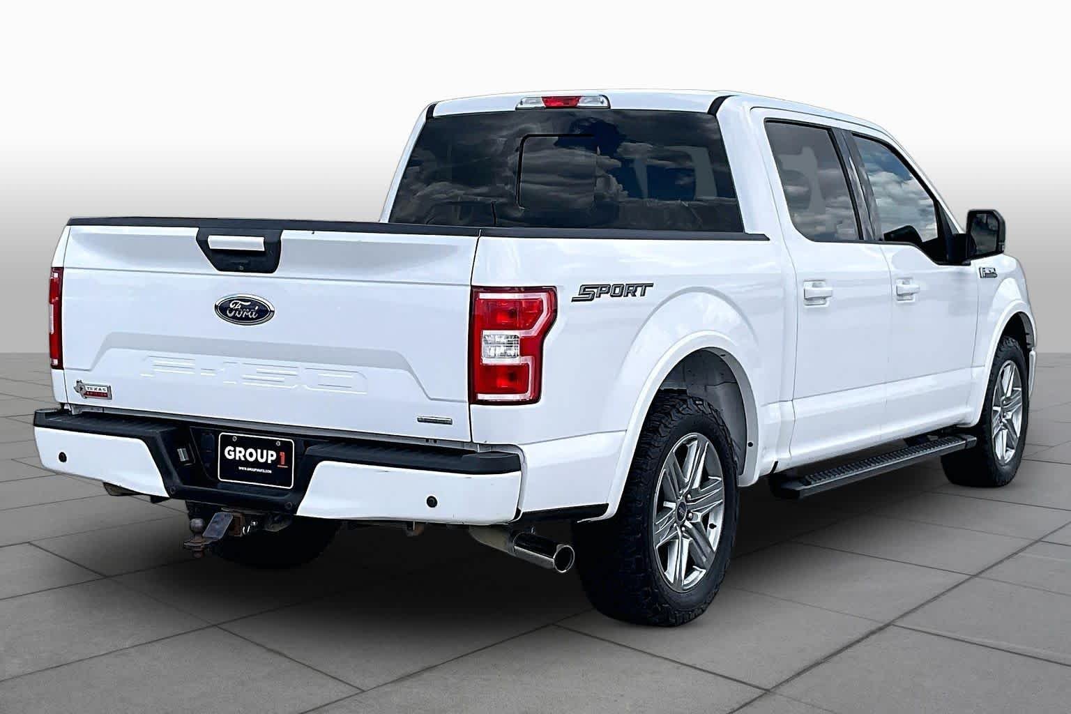 Used 2018 Oxford White Ford XLT image 13