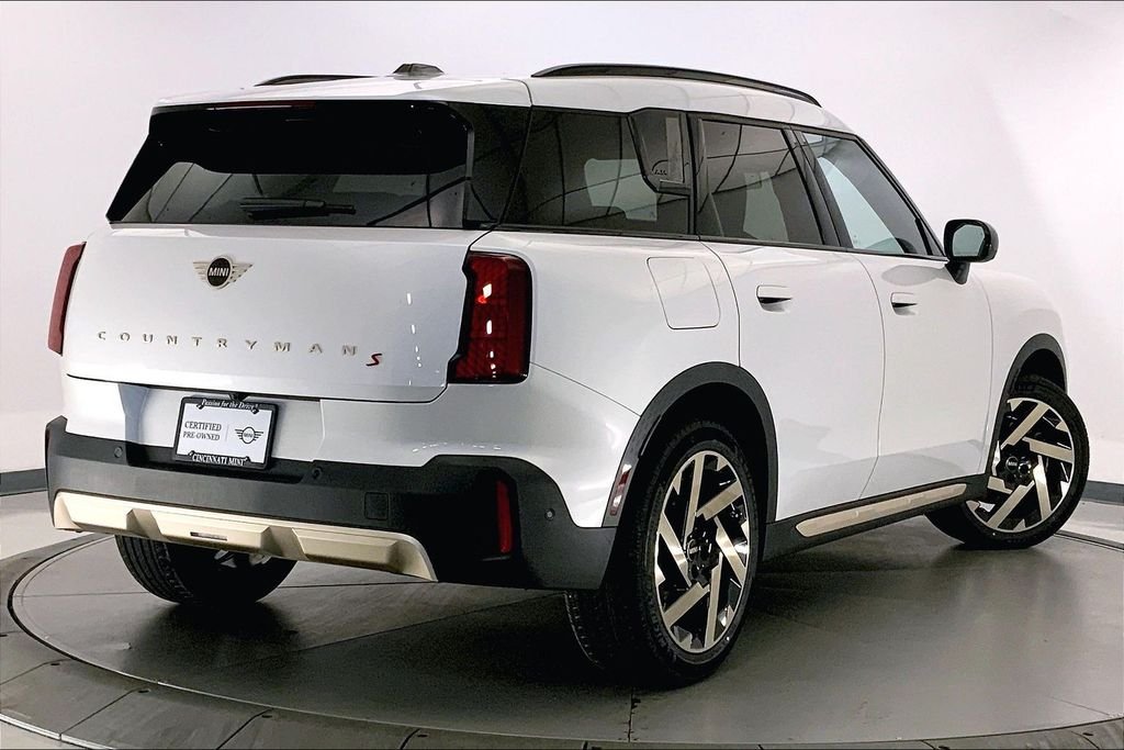 Certified Used 2025 Nanuq White Metallic MINI Iconic image 11